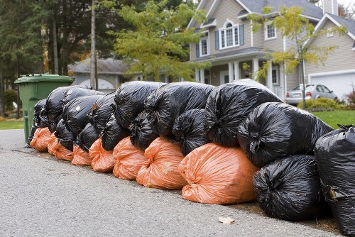 Recycling facility with skips